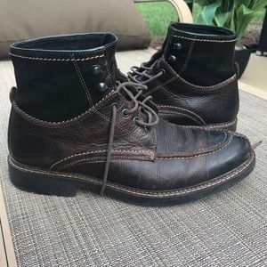 JOHNSTON & MURPHY MEN'S BOOTS SIZE 10